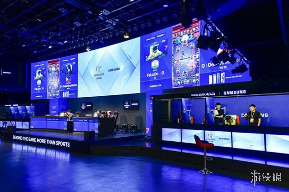 斯瓦泰克的 斯瓦泰克的