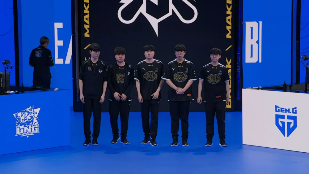 到了比赛结 到了比赛结