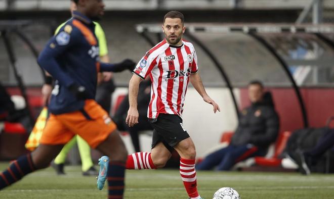 根据最近的 根据最近的