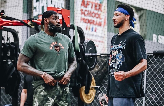 握手言和 握手言和